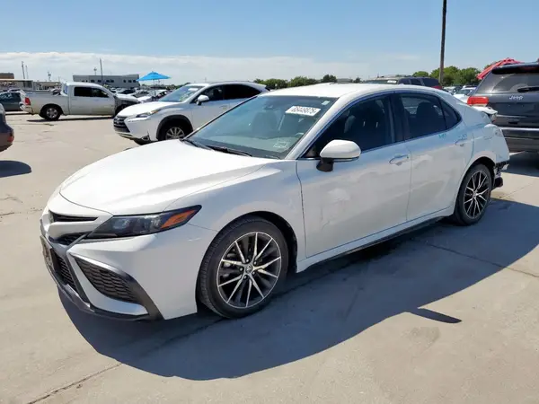 4T1T11AK9MU549979 2021 TOYOTA CAMRY - Image 1