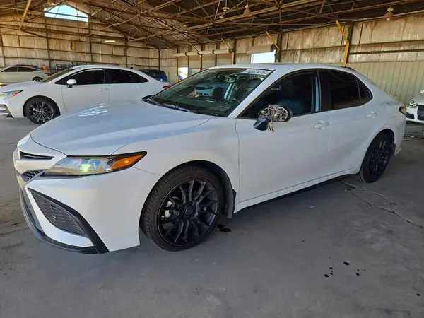 4T1T11AK9MU567656 2021 TOYOTA CAMRY - Image 1