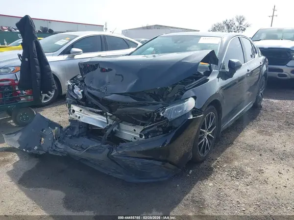 4T1T11AK9MU617231 2021 TOYOTA CAMRY - Image 2