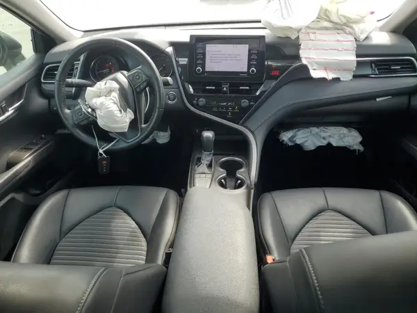 4T1T11AK9NU068079 2022 TOYOTA CAMRY - Image 8