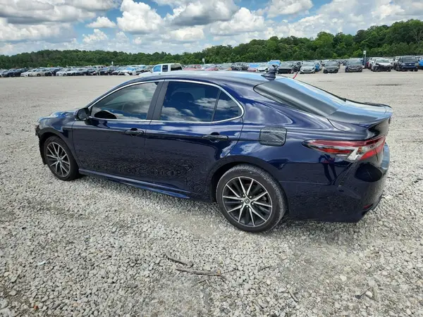 4T1T11AK9NU635777 2022 TOYOTA CAMRY - Image 2