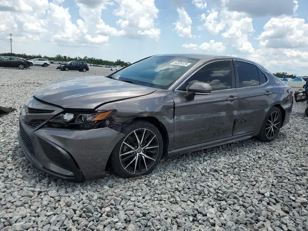 4T1T11AK9NU643040 2022 TOYOTA CAMRY - Image 1
