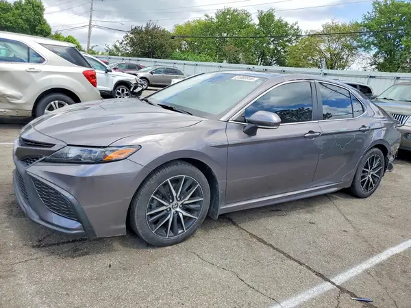 4T1T11AK9NU647363 2022 TOYOTA CAMRY - Image 1