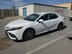 4T1T11AK9NU661358 2022 TOYOTA CAMRY