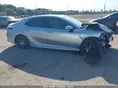 4T1T11AK9NU686020 2022 TOYOTA CAMRY