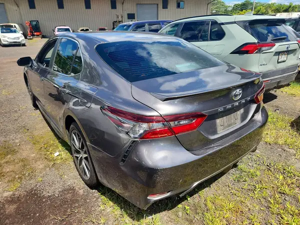 4T1T11AK9NU693369 2022 TOYOTA CAMRY - Image 2