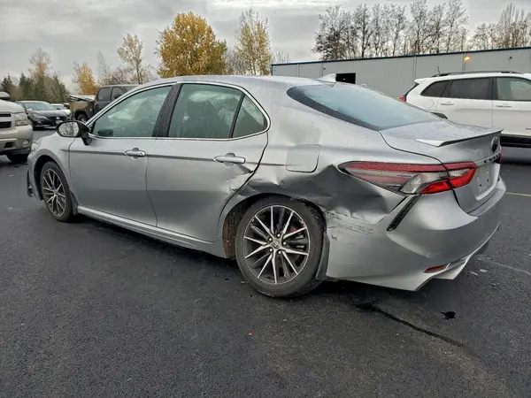 4T1T11AK9PU784998 2023 TOYOTA CAMRY - Image 2