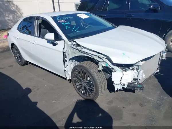 4T1T11AK9RU206015 2024 TOYOTA CAMRY - Image 1