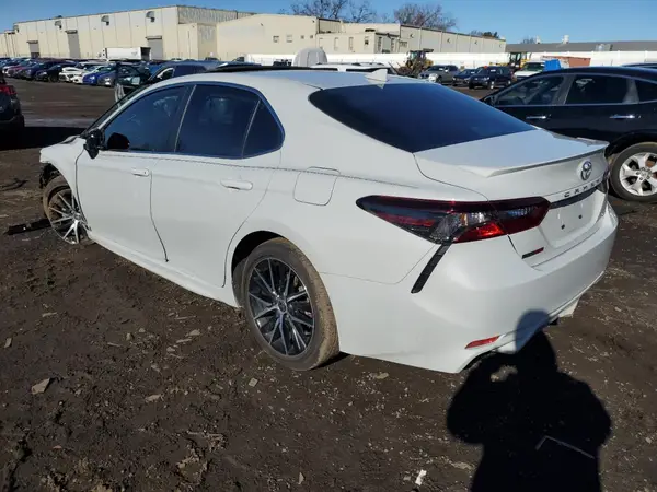 4T1T11AK9RU231996 2024 TOYOTA CAMRY - Image 2