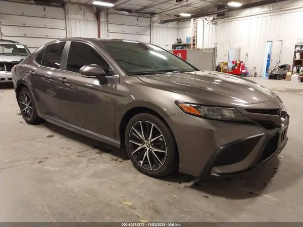 4T1T11AK9RU855720 2024 TOYOTA CAMRY - Image 1