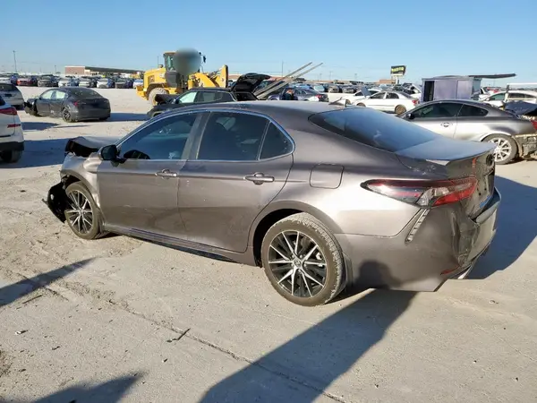 4T1T11AK9RU856267 2024 TOYOTA CAMRY - Image 2