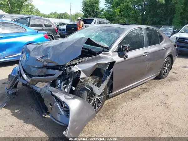 4T1T11AK9RU857211 2024 TOYOTA CAMRY - Image 2