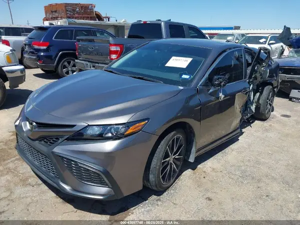 4T1T11AK9RU870802 2024 TOYOTA CAMRY - Image 2