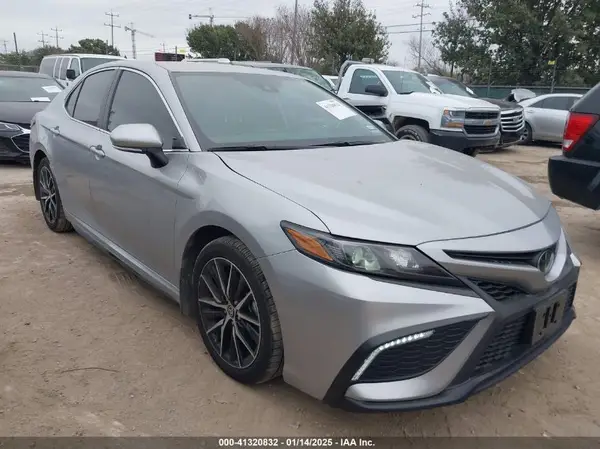 4T1T11AK9RU906729 2024 TOYOTA CAMRY - Image 1