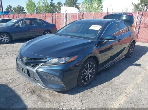4T1T11AKXMU430841 2021 TOYOTA CAMRY - Image 2