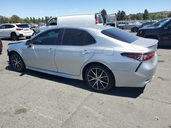 4T1T11AKXMU484835 2021 TOYOTA CAMRY - Image 2