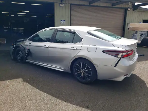 4T1T11AKXMU488187 2021 TOYOTA CAMRY - Image 2