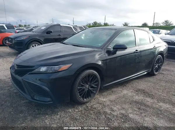 4T1T11AKXMU494152 2021 TOYOTA CAMRY - Image 2