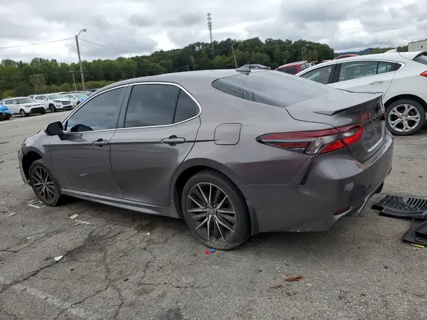 4T1T11AKXNU044258 2022 TOYOTA CAMRY - Image 2