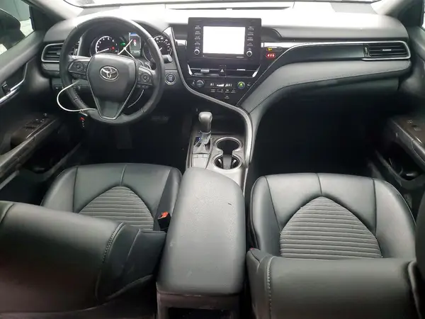 4T1T11AKXNU074070 2022 TOYOTA CAMRY - Image 8