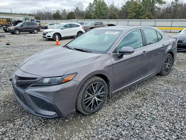4T1T11AKXNU617921 2022 TOYOTA CAMRY - Image 1