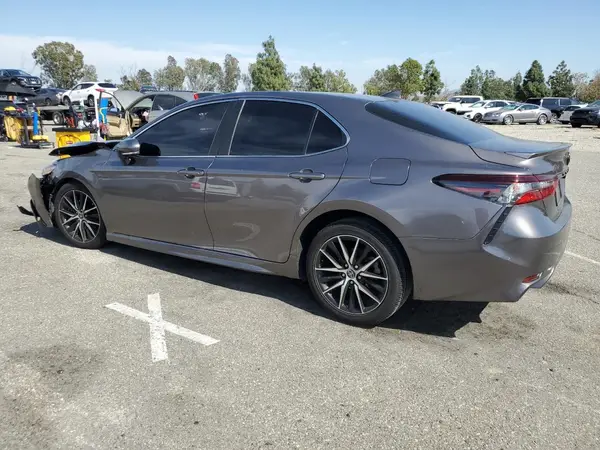 4T1T11AKXNU622021 2022 TOYOTA CAMRY - Image 2