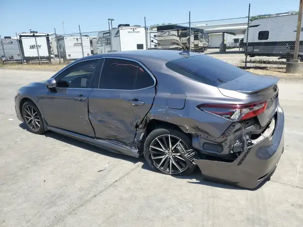 4T1T11AKXNU626554 2022 TOYOTA CAMRY - Image 2
