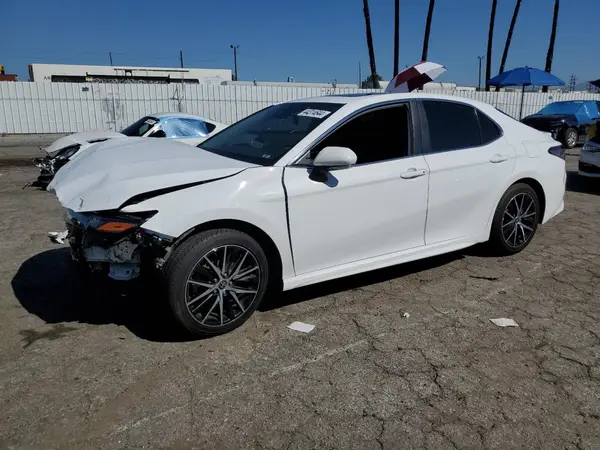 4T1T11AKXNU635237 2022 TOYOTA CAMRY - Image 1