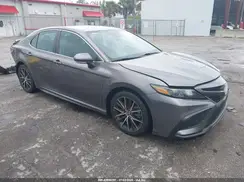 4T1T11AKXNU640762 2022 TOYOTA CAMRY