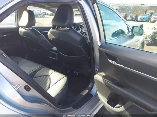 4T1T11AKXNU658002 2022 TOYOTA CAMRY - Image 8