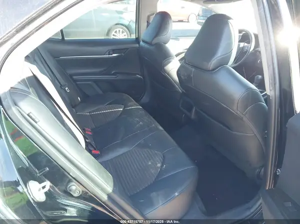4T1T11AKXNU695101 2022 TOYOTA CAMRY - Image 8