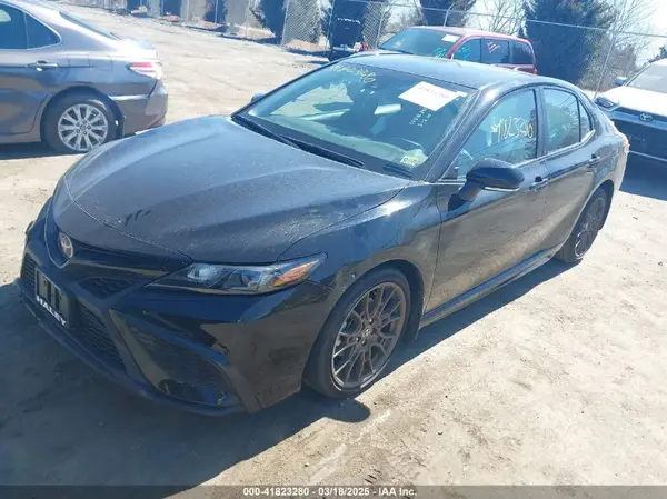 4T1T11AKXPU111010 2023 TOYOTA CAMRY - Image 2