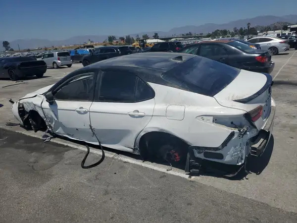4T1T11AKXRU197115 2024 TOYOTA CAMRY - Image 2