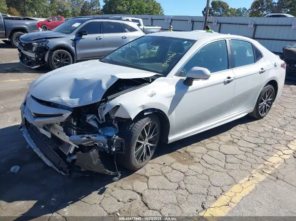 4T1T11AKXRU202376 2024 TOYOTA CAMRY - Image 2