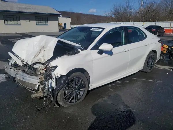4T1T11AKXRU854205 2024 TOYOTA CAMRY - Image 1