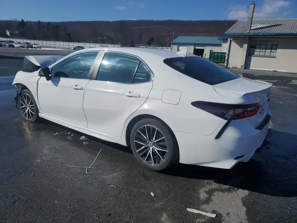 4T1T11AKXRU854205 2024 TOYOTA CAMRY - Image 2