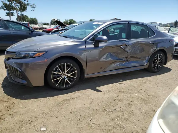 4T1T11AKXRU858710 2024 TOYOTA CAMRY - Image 1