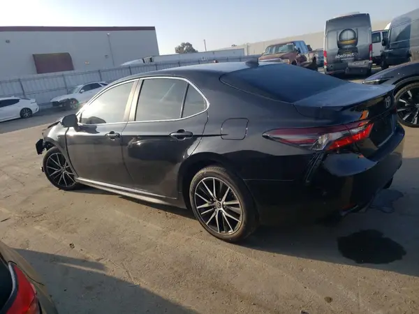 4T1T11AKXRU892761 2024 TOYOTA CAMRY - Image 2