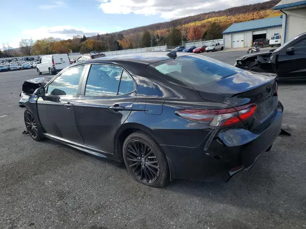 4T1T11BK0NU056823 2022 TOYOTA CAMRY - Image 2