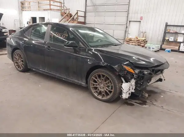 4T1T11BK0PU092000 2023 TOYOTA CAMRY - Image 1