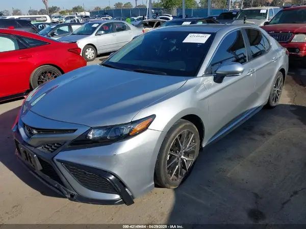 4T1T11BK1MU041620 2021 TOYOTA CAMRY - Image 2