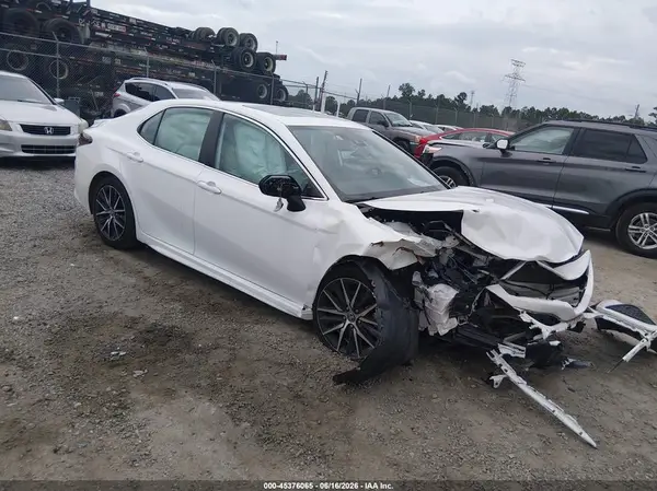 4T1T11BK1PU089400 2023 TOYOTA CAMRY - Image 1