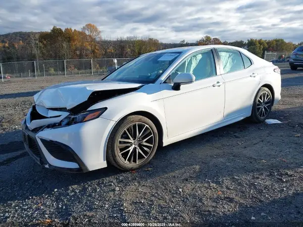 4T1T11BK2PU077935 2023 TOYOTA CAMRY - Image 2
