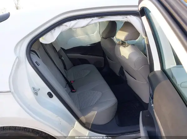 4T1T11BK2PU077935 2023 TOYOTA CAMRY - Image 8