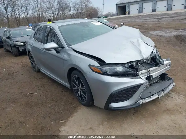 4T1T11BK2PU096369 2023 TOYOTA CAMRY - Image 1