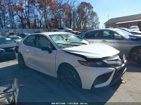 4T1T11BK2PU106060 2023 TOYOTA CAMRY - Image 1