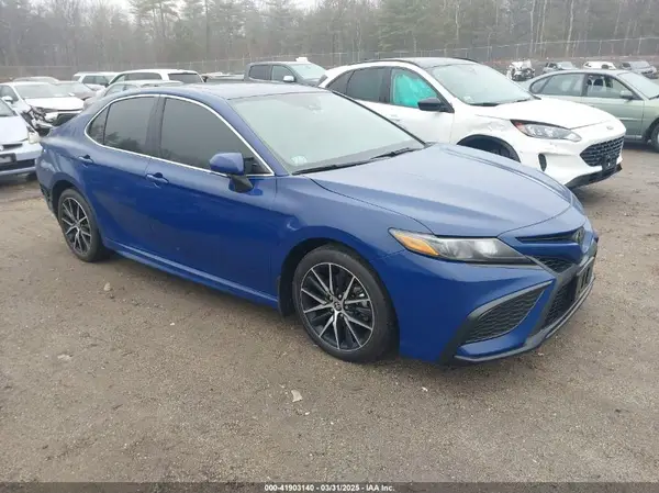4T1T11BK2RU118695 2024 TOYOTA CAMRY - Image 1