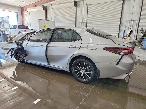 4T1T11BK2RU128403 2024 TOYOTA CAMRY - Image 2