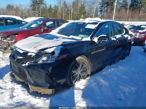 4T1T11BK2RU129681 2024 TOYOTA CAMRY - Image 2