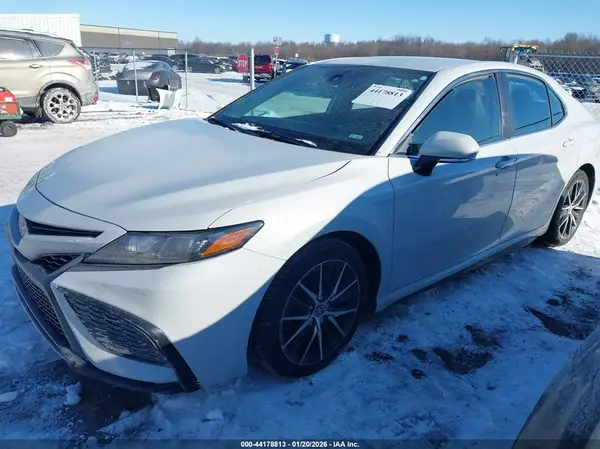 4T1T11BK3NU047467 2022 TOYOTA CAMRY - Image 2